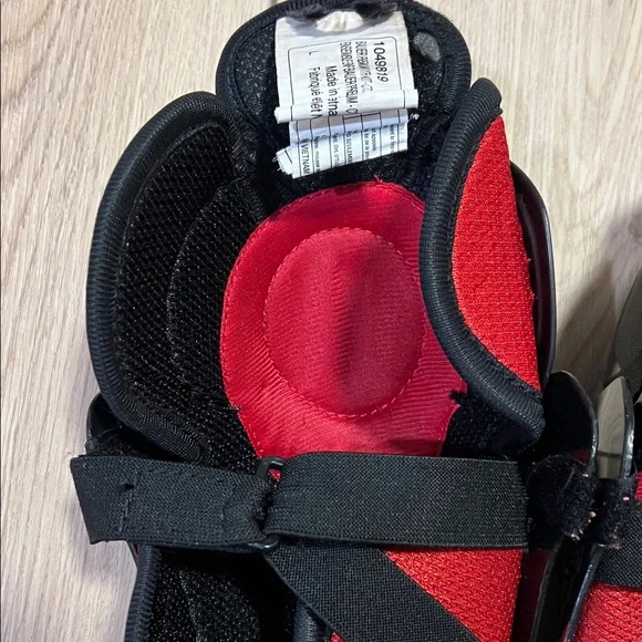 Bauer Youth 10” (25cm) Black and Red Hockey Shin Guards - Picture 13 of 16